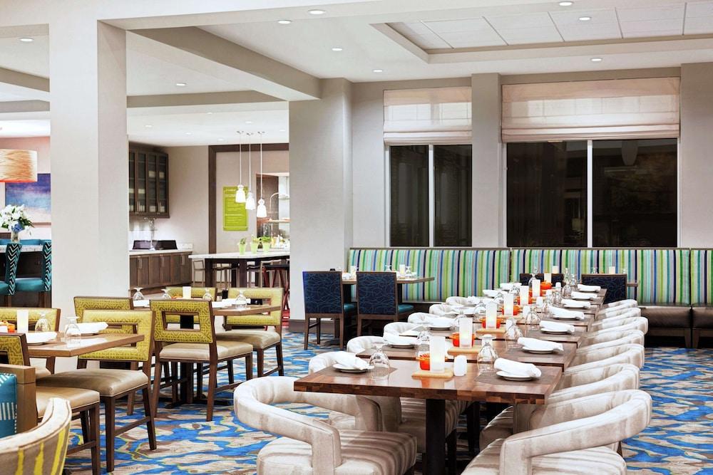 Hilton Garden Lenox 3*
