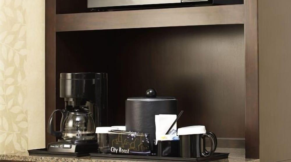 Hotel Hilton Garden Lenox 3*