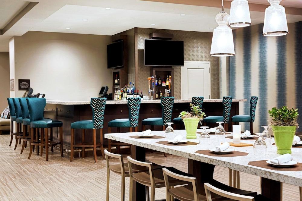 Hilton Garden Lenox 3*